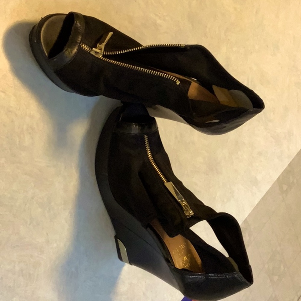 Vince camuto wedge shoe